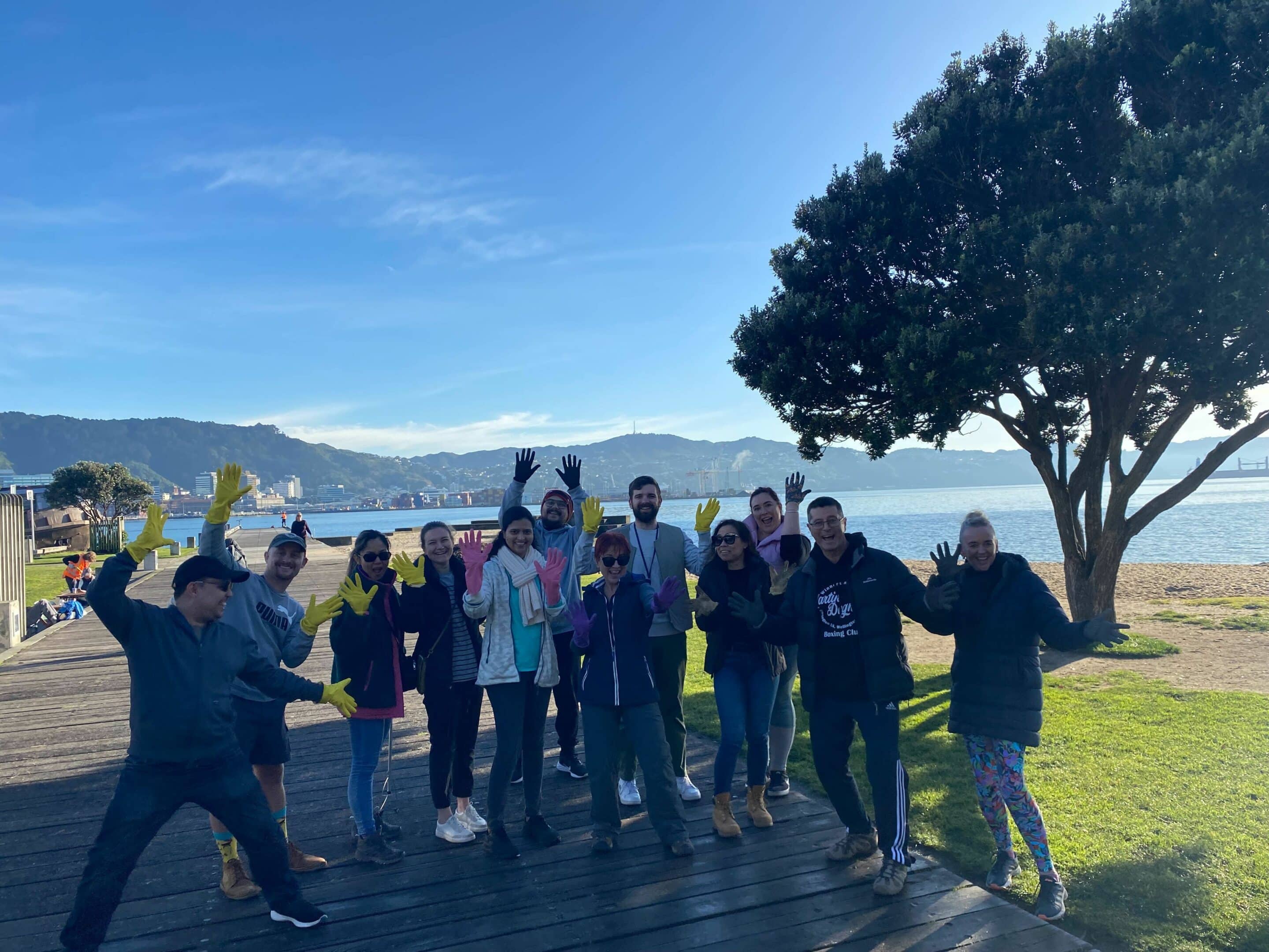 The Thankyou Payroll Wellngton Office volunteering in Oriental Bay